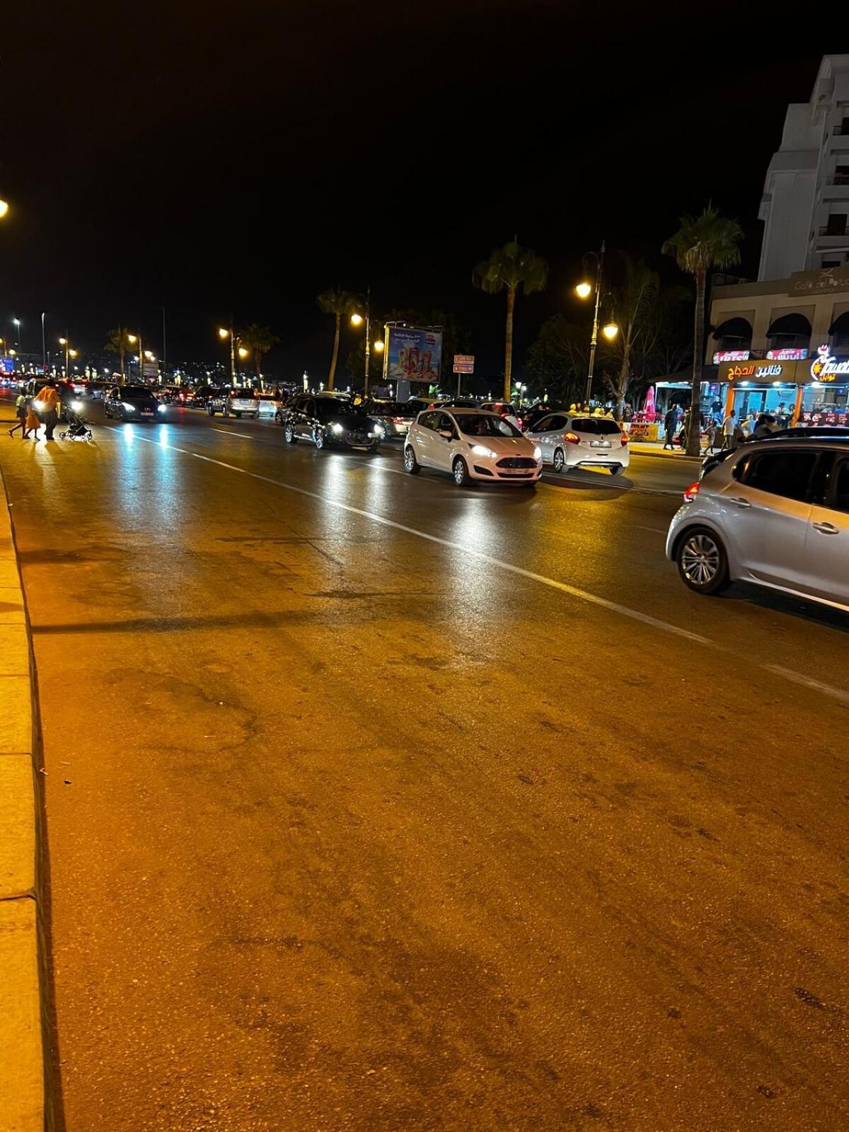 Au Coeur De La Corniche De *